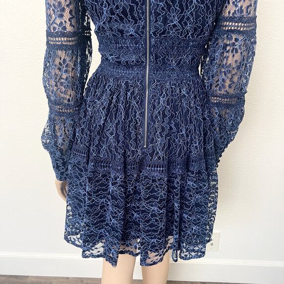 [Bardot] Navy Blue Deep V-Neck Venice Floral Lace Tiered Mini Dress Size Large L - Picture 8 of 13